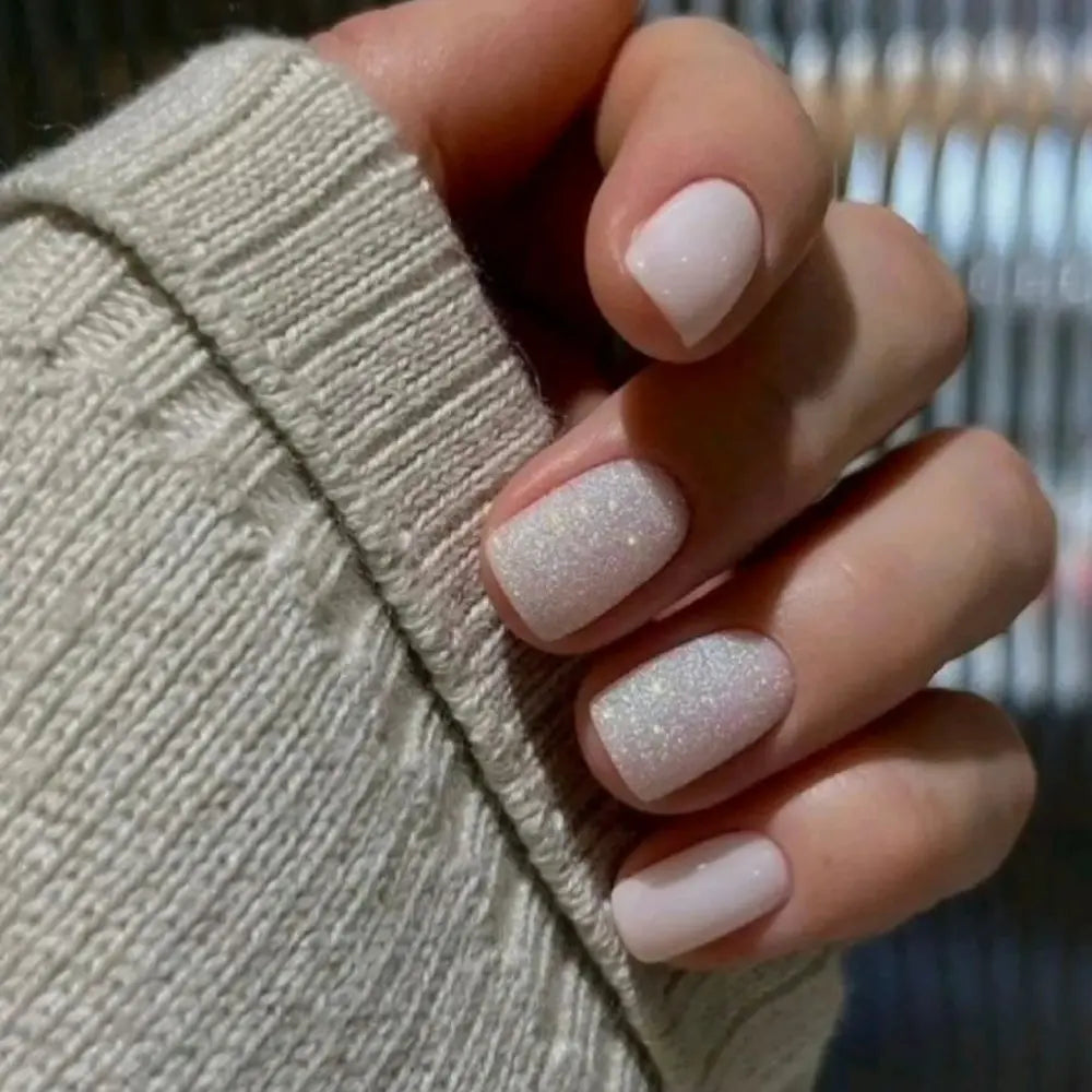 Beige and Glitter - Ovals Short