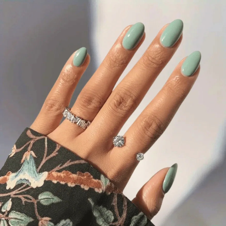 Pastel Green Gel Nail Strips