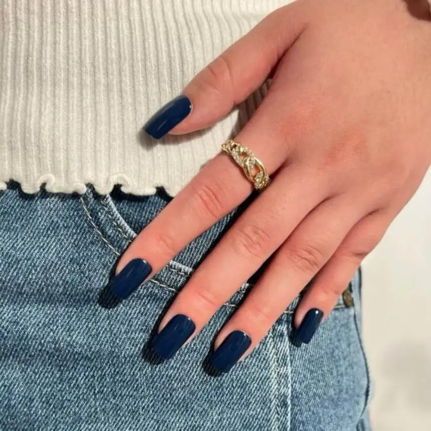 Night blue gel nail strips