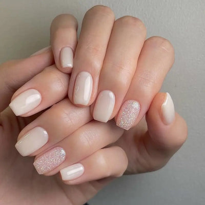 Beige and Glitter - Ovals Short