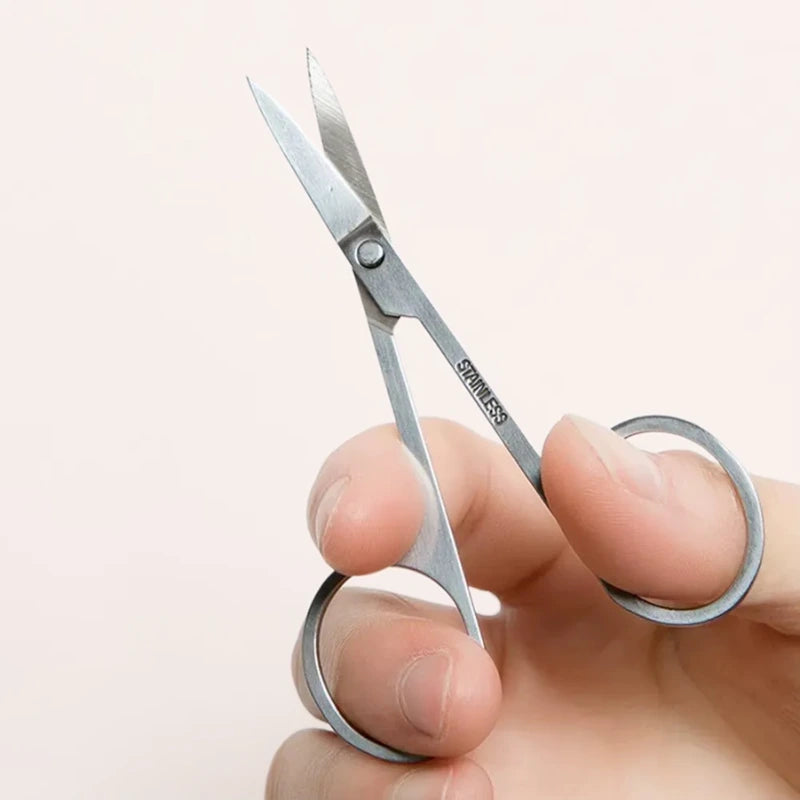Manicure scissors